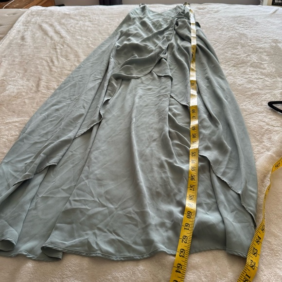 NWT Show Me Your MuMu Mariah Wrap Dress in Silver Sage Crisp - Picture 8 of 8